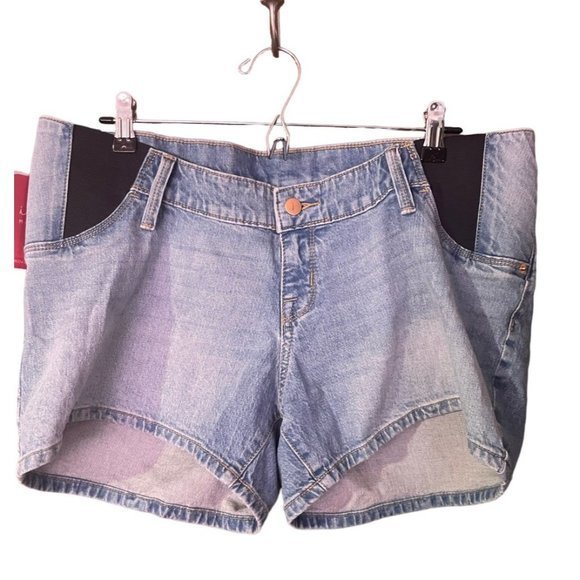 Isabel Maternity‎ Midi Shorts - Picture 2 of 5